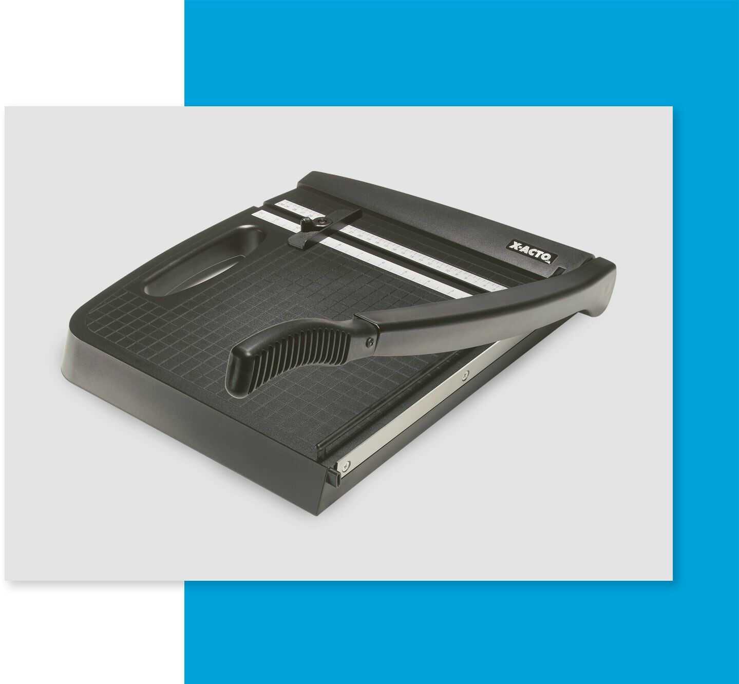 Plastic paper cutter